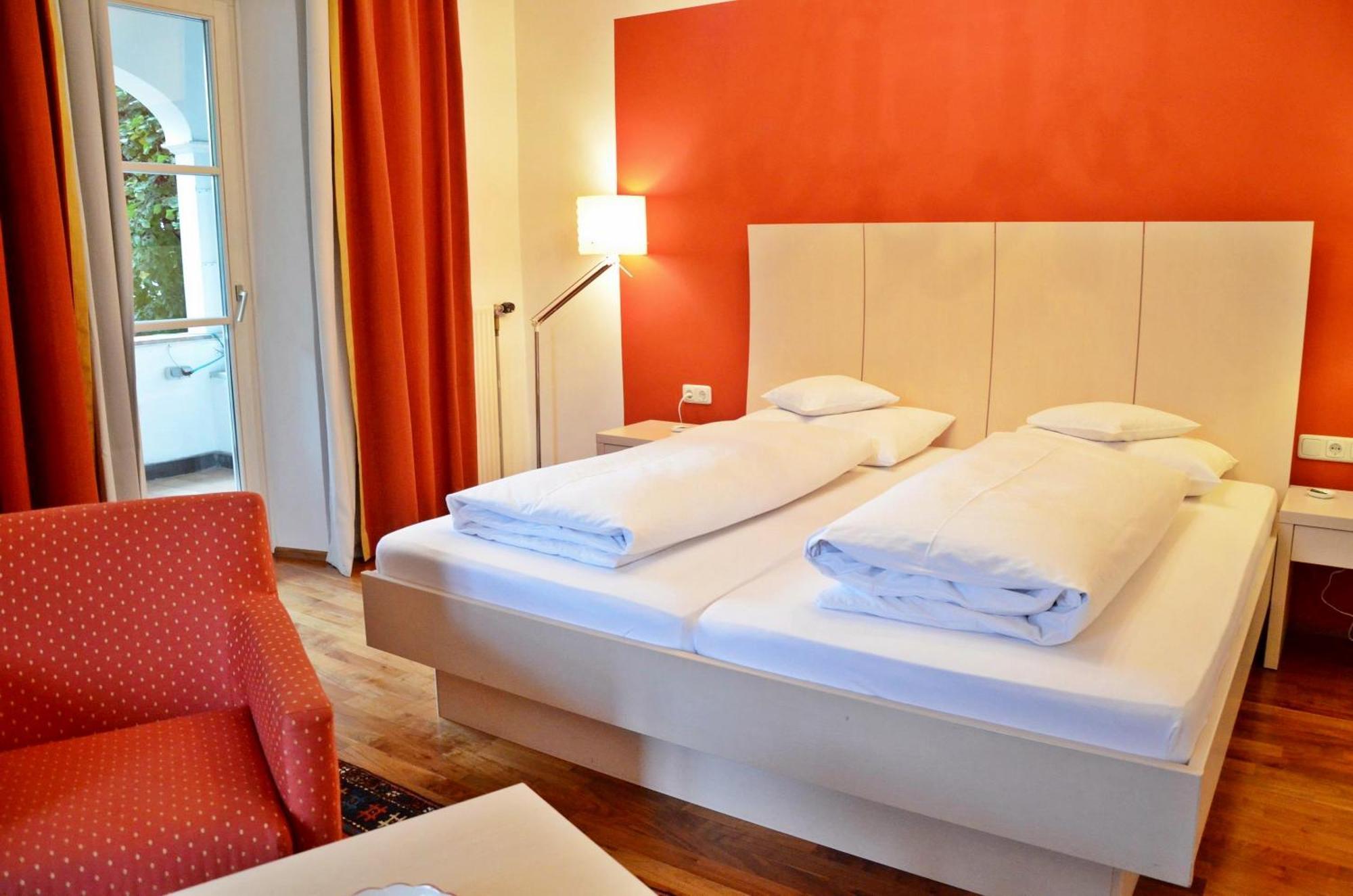 Aktivhotel Foettinger Steinbach am Attersee Pokój zdjęcie